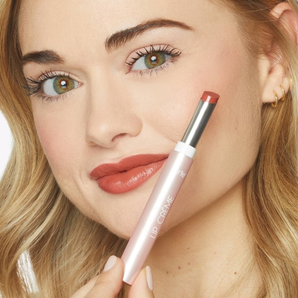 Tarte Maracuja Juicy Lip Crème: Deep Pink, Full Size, NIB - Picture 2 of 8